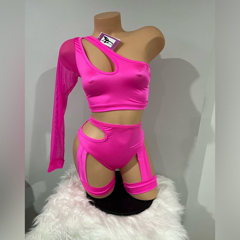 Bottle girl bartender outfits